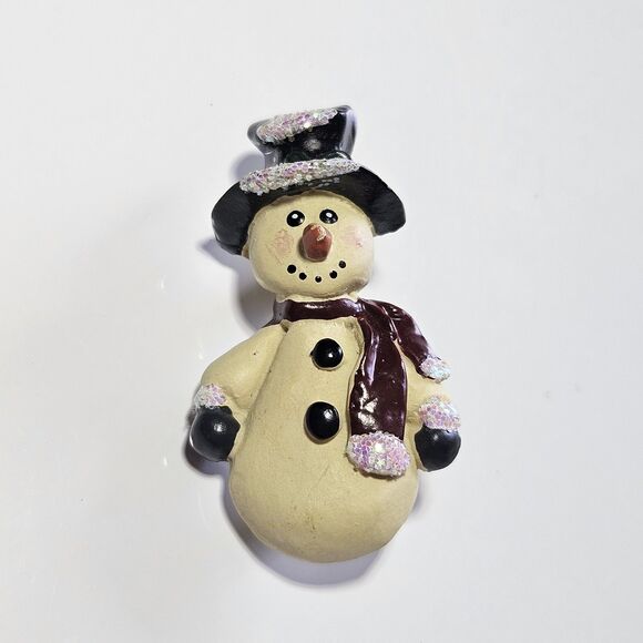 **Sale** Vintage Resin Glittery Snowman Brooch Black Hat Burgundy Scarf - Picture 9 of 9